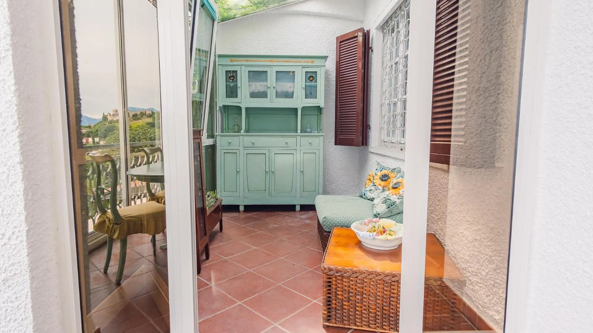 Villa Castlegrace Lake Garda - Italian Homing Padenghe sul Garda Italy